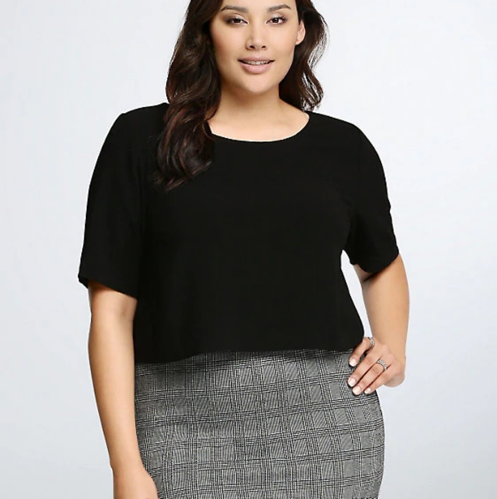 BOW BACK CROP BLOUSE